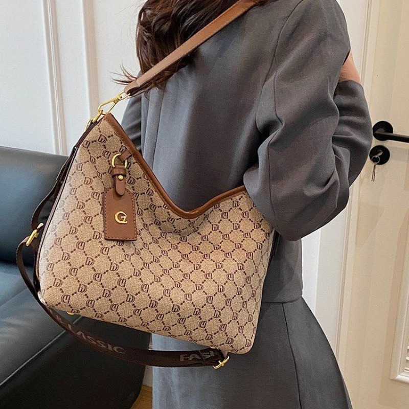 Bolso de Pañales Clásico de Di - Luxury Bags Paris reseña y precio