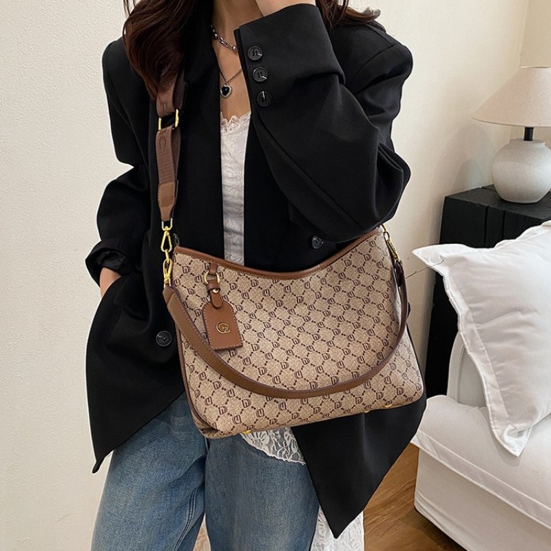 Bolso de Pañales Clásico de Di - Luxury Bags Paris reseña y precio
