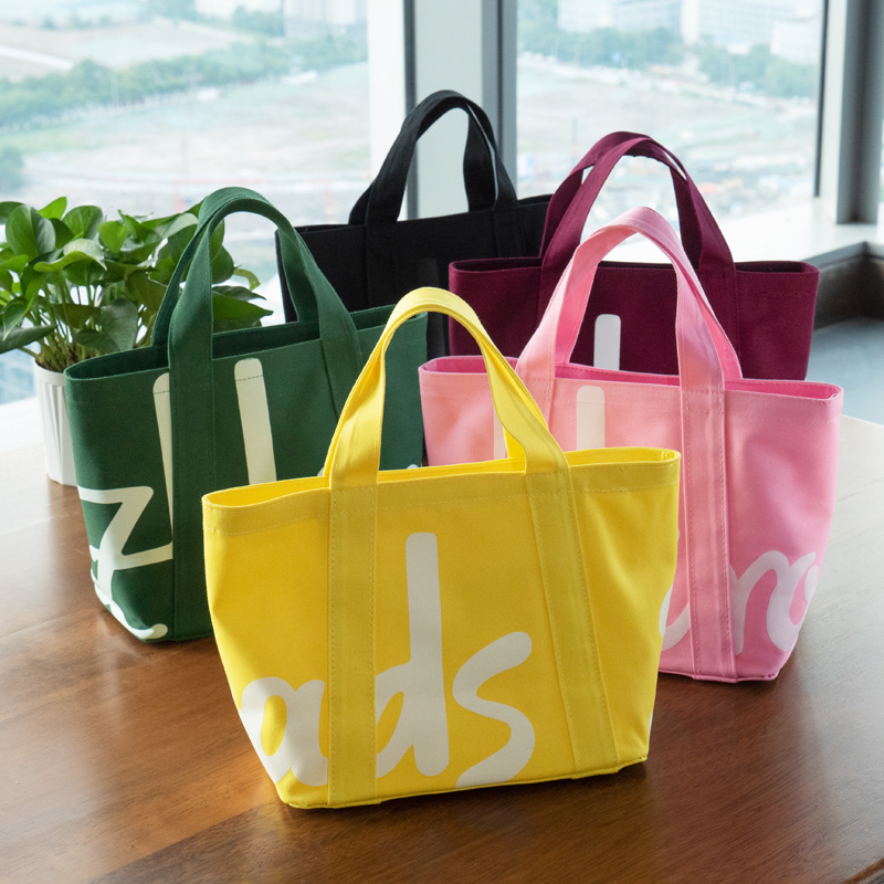 Bolso de Mano de Lona Premium  - Luxury Bags London reseña y precio