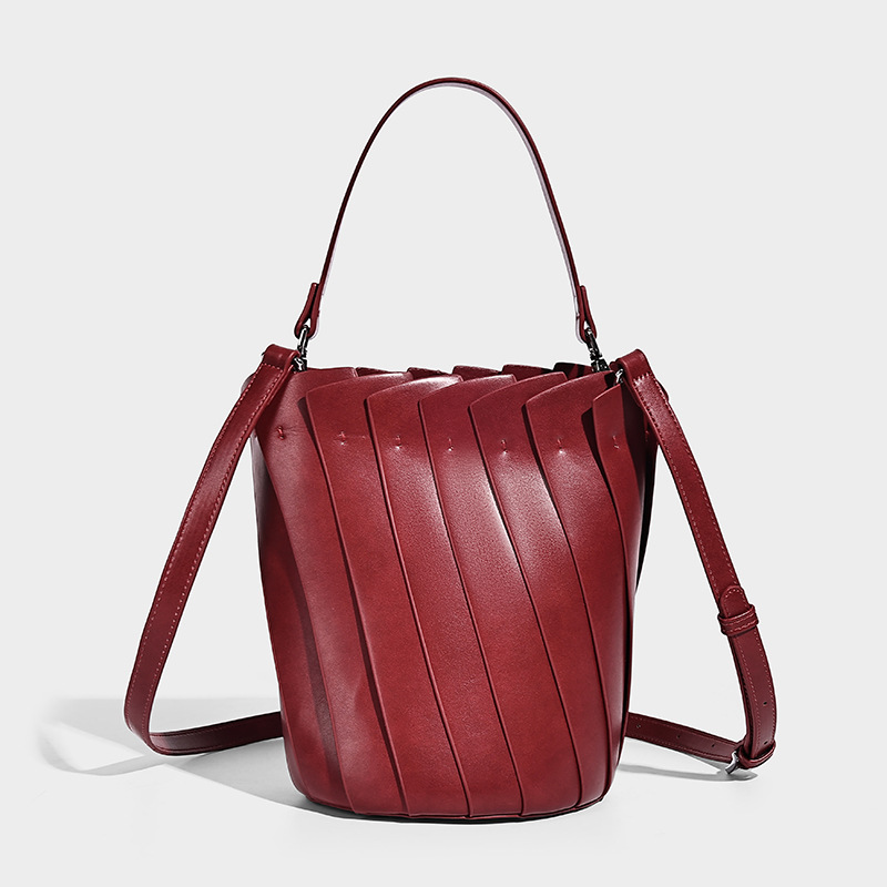 Bolsos de Pañales de Cuero Min - Luxury Bags Paris reseña y precio