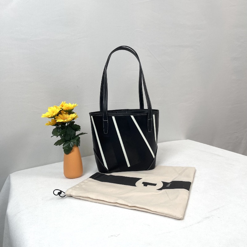Bolso de Mano Clásico y Elegan - Luxury Bags From China reseña y precio