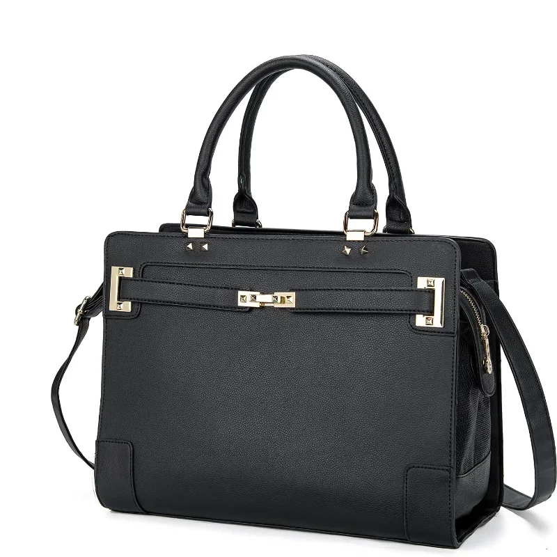 Bolso portador de cuero suave  - Luxury Bags Sling reseña y precio